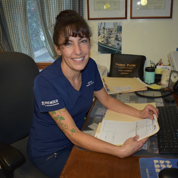 Jennifer Kleinhenz </br> Head Technician, MA/NY Licensed/Certified Veterinary Technician photo